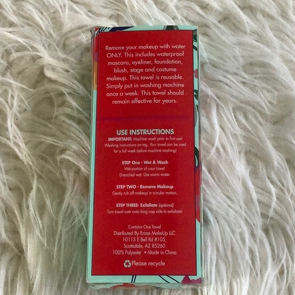 ERASE MAKEUP Removal Towel - Picture 2 of 7